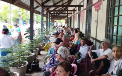 စစ်ကိုင်းတောင်ဖီလာနှင့်တောင်ဖီလာမဟာတောရ ပဓါန နာယကဆရာတော်ကြီး က ဘာသာပေါင်းစုံ အဖိုးအဖွား( အသက်၇၄နှစ်အထက်) ၇၆၆ ဦးအား ဆန်နှင့်မုန့်မျိုးစုံတို့ လှူဒါန်းမှု