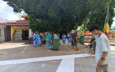 ပြည်ထောင်စု သမ္မတ မြန်မာနိုင်ငံ ဘာသာပေါင်းစုံ ချစ်ကြည် ညီညွတ်ရေး အဖွဲ့ မှော်ဘီခရိုင် တို့ သည်၂၀၂၄ ခုနှစ် သြဂုတ်လ ၁၀ ရက်နေ့ နံနက် ၈း၀၀ နာရီအချိန် တွင် မှော်ဘီမြို့၊ အမှတ်၂ရပ်ကွက်၊ မြိုကျက်သရေဆောင် ရွှေမော်တင်ဘုရားကြီး ရင်ပြင်တော်နှင့် ရေညှိများတက်နေသော အုတ်တံတိုင်းများအား ချေးချွတ် ဆေးကြော သန့်ရှင်းရေးပြုလုပ်