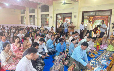 သီရိသုဓမ္မမဏိဇောတဓရ၊အကယ်ဒမီ-ခန့်စည်သူ၏ ဝါဆိုသက်န်းကပ်လှူပွဲအလှူတော်မဂ်လာနှင့်ရဟန်းခံ+ရှင်ပြုအလှူတော်မဂ်လာအခမ်းအနားသို့ ပြည်ထောင်စုသမ္မတမြန်မာနိုင်ငံတော်၊ဘာသာပေါင်းစုံချစ်ကြည်ညီညွတ်ရေးအဖွဲ့(ဗဟို)မှတက်ရောက်ချီးမြှင့်